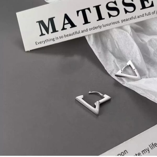 Brinco Triângulo Prata